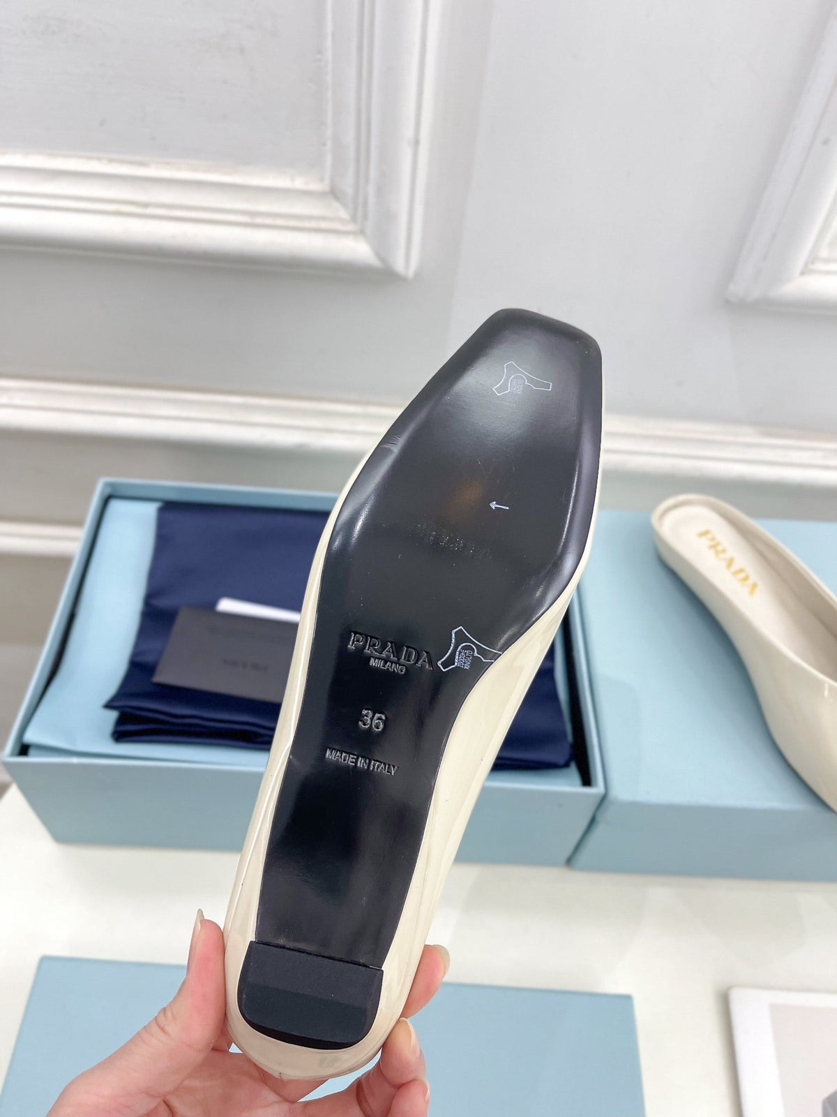 PRADA MULES SQUARE TOE IN WHITE SHINY CALFSKIN