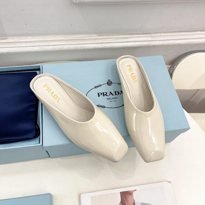 PRADA MULES SQUARE TOE IN WHITE SHINY CALFSKIN