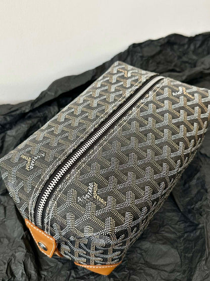 GOYARD GOYA COSMETIC BAG 24CM BLACK AND TAN CANVAS