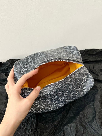 GOYARD GOYA COSMETIC BAG 24CM GREY CANVAS