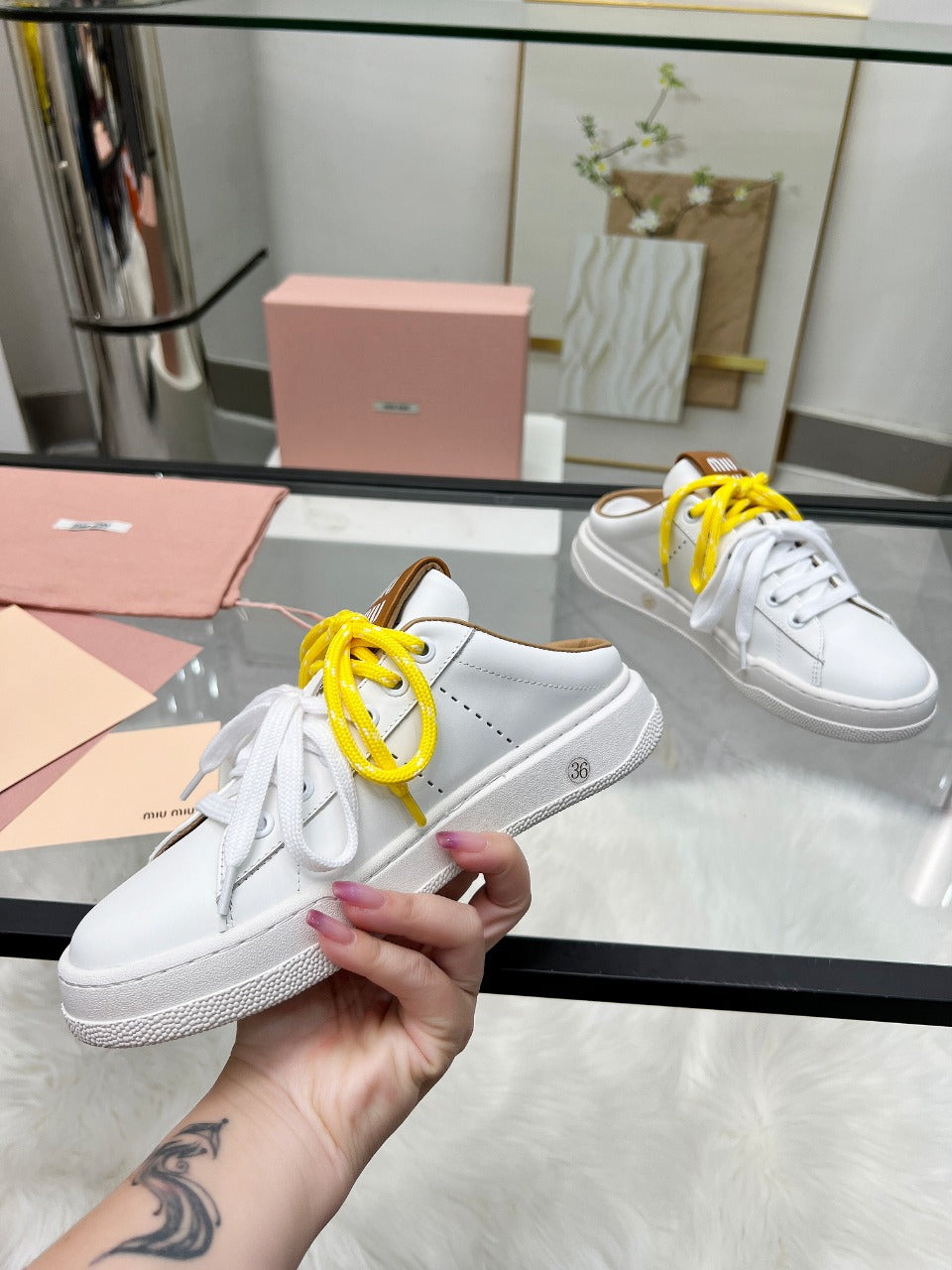 SNEAKER MULES IN WHITE MIX BROWN CALFSKIN WHITE YELLOW LACES