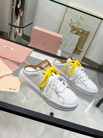 SNEAKER MULES IN WHITE MIX BROWN CALFSKIN WHITE YELLOW LACES